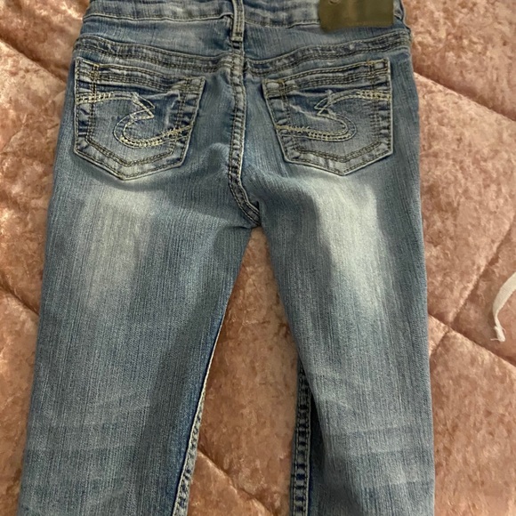 Bluejeans - Picture 2 of 3